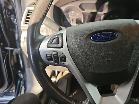 Used 2014 Ford Explorer XLT AWD/4WD image 16