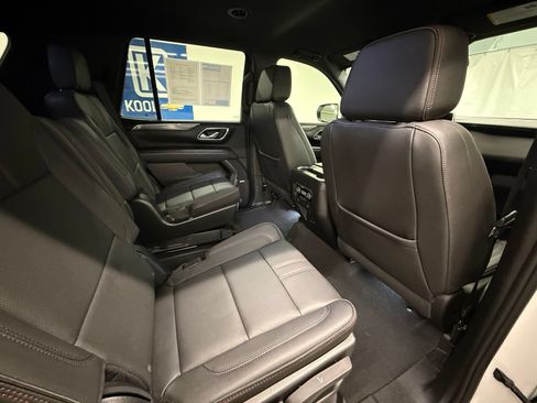 Used 2023 Chevrolet Tahoe RST w/ Luxury Package AWD/4WD image 6