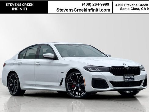 Used 2023 BMW 530e xDrive w/ Premium Package image 1