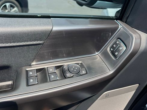 New 2025 Ford F150 Lariat w/ Equipment Group 501A Mid image 23