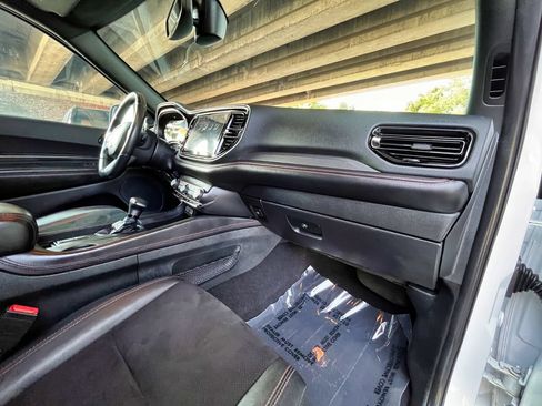 Used 2022 Dodge Durango R/T w/ Blacktop Package AWD/4WD image 18