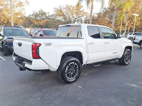 Used 2025 Toyota Tacoma TRD Sport image 6
