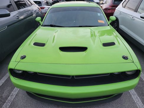 Used 2015 Dodge Challenger R/T Plus image 3