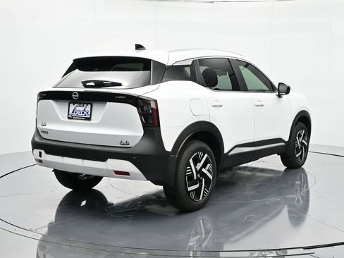 New 2026 Nissan Kicks SV image 5