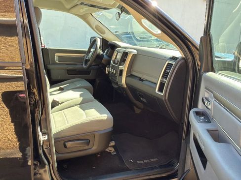 Used 2019 RAM 1500 Classic SLT image 23