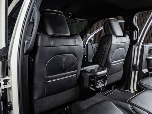 Used 2024 RAM 2500 Limited image 33