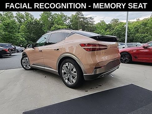 Used 2024 Genesis GV60 RWD image 3