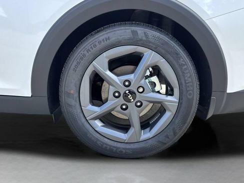 New 2026 Kia K4 FWD image 37