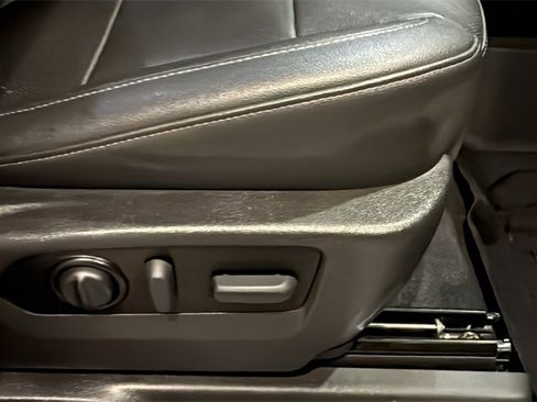 Used 2022 GMC Sierra 1500 SLT w/ SLT Premium Plus Package image 13