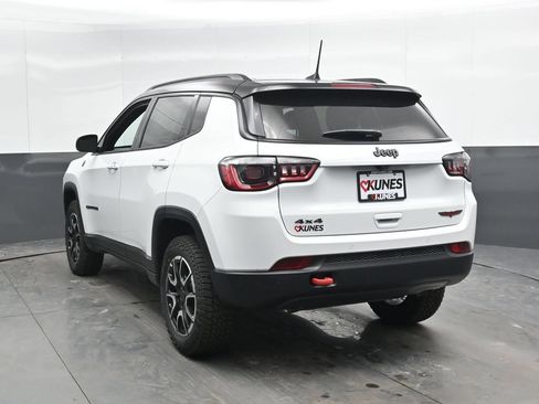 New 2026 Jeep Compass Trailhawk AWD/4WD image 10
