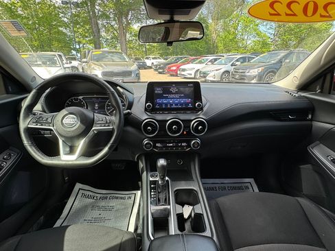 Used 2022 Nissan Sentra SV w/ All-Weather Package FWD image 13