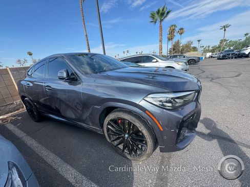 Used 2022 BMW X6 xDrive40i w/ M Sport Package AWD/4WD image 3