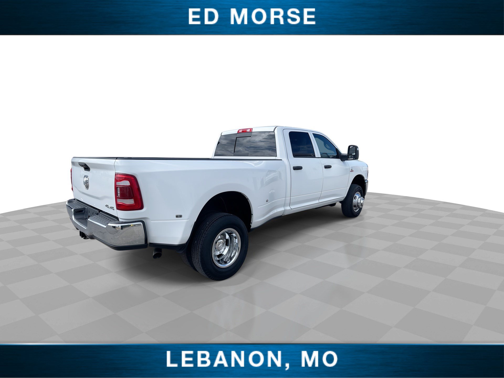 Used 2024 RAM 3500 Tradesman w/ Chrome Appearance Group AWD/4WD image 8
