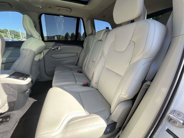 Used 2023 Volvo XC90 B6 Ultimate AWD/4WD image 13