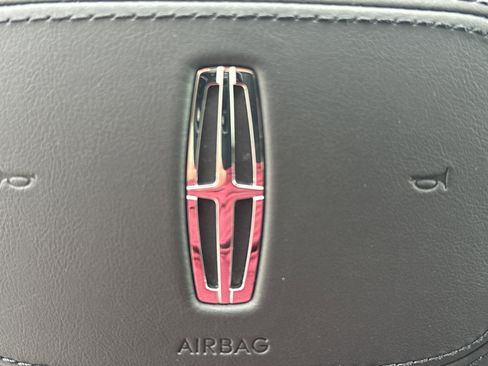 New 2026 Lincoln Nautilus Premier w/ Jet Appearance Package image 25