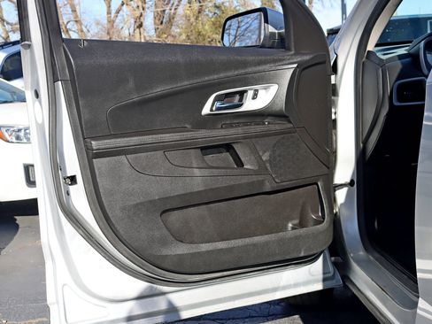 Used 2016 Chevrolet Equinox LT w/ Convenience Package image 27