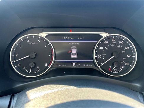 Used 2025 Nissan Sentra SV FWD image 27
