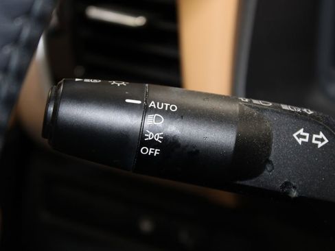 Used 2023 Nissan Rogue Platinum w/ Platinum Premium Package image 24