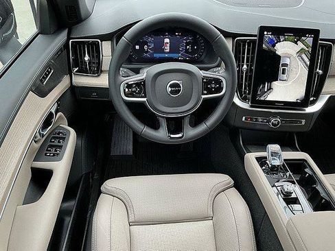 New 2026 Volvo XC90 B6 Ultra w/ Protection Package Premier AWD/4WD image 5