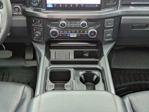 Used 2026 Ford F250 Lariat w/ Lariat Premium Package AWD/4WD image 19