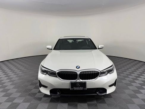 Used 2021 BMW 330i xDrive Sedan w/ Executive Package AWD/4WD image 3