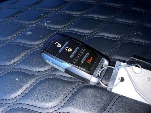 Used 2022 RAM 1500 Big Horn w/ Trailer Tow Group image 10