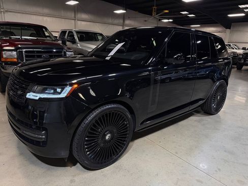 Used 2023 Land Rover Range Rover SE AWD/4WD image 6