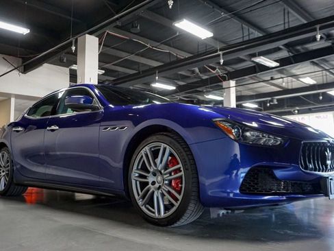 Used 2017 Maserati Ghibli S Q4 AWD/4WD image 4