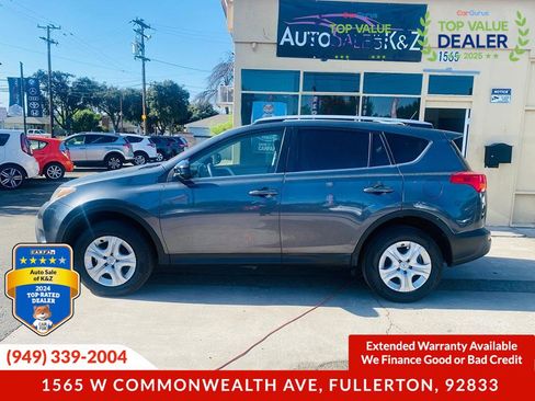Used 2015 Toyota RAV4 LE FWD image 10