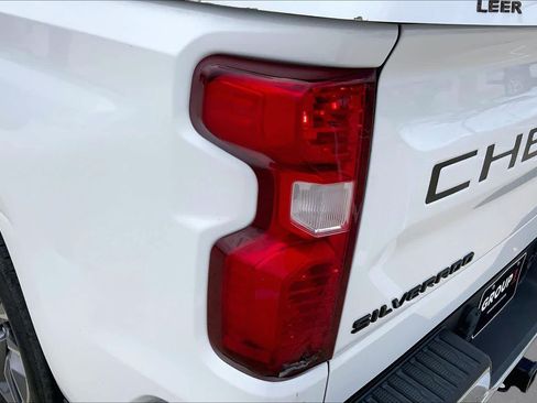 Used 2020 Chevrolet Silverado 1500 LT w/ Texas Edition RWD image 27