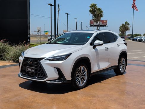 Used 2025 Lexus NX 350 AWD w/ Accessory Package (2T) image 5