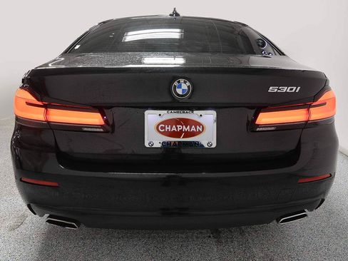 Used 2023 BMW 530i w/ Premium Package RWD image 4