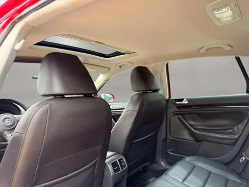 Used 2010 Volkswagen Jetta Wolfsburg Edition FWD image 17