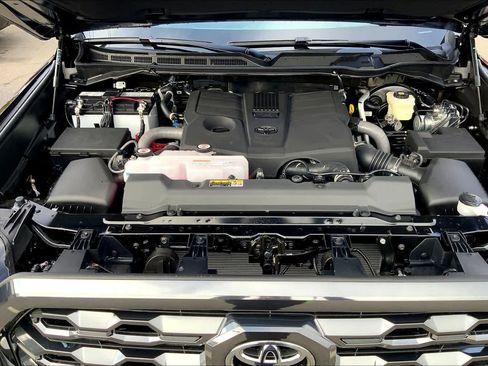 New 2026 Toyota Tundra Platinum AWD/4WD image 16