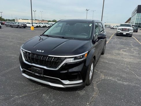 Used 2022 Kia Carnival LX FWD image 14