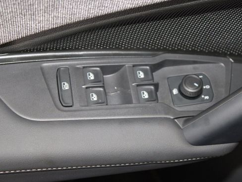 New 2025 Volkswagen Tiguan S FWD image 12
