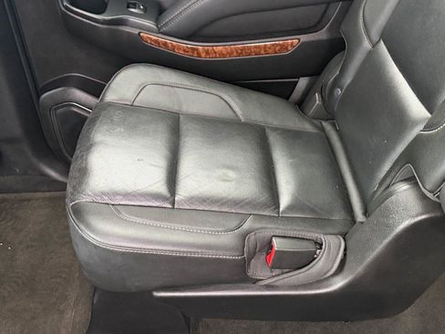 Used 2016 Chevrolet Suburban LTZ AWD/4WD image 38