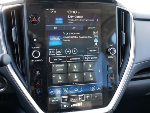 Used 2024 Subaru Crosstrek 2.0i Premium image 22