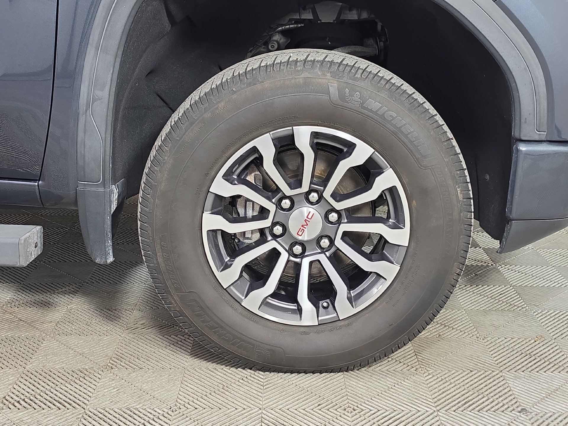 Used 2021 GMC Sierra 1500 AT4 w/ AT4 Value Package AWD/4WD image 10