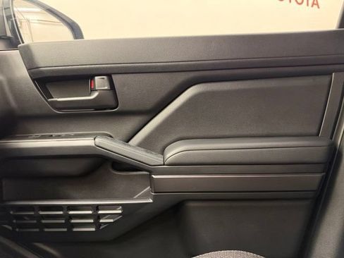 New 2026 Toyota 4Runner SR5 AWD/4WD image 74