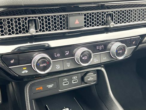 Certified 2023 Honda Civic Sport Touring image 16