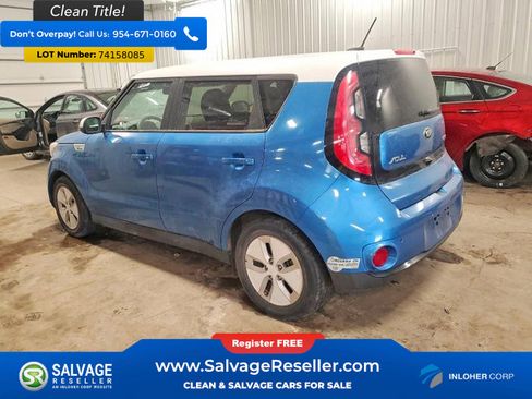 Used 2015 Kia Soul EV + image 3