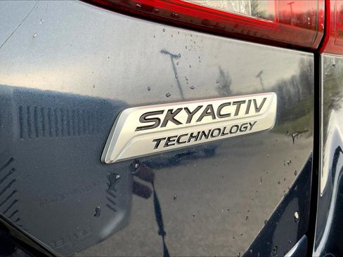 Used 2017 MAZDA MAZDA3 Touring image 31