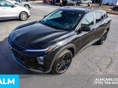 Used 2025 Chevrolet Trax ACTIV w/ Driver Confidence Package FWD image 20