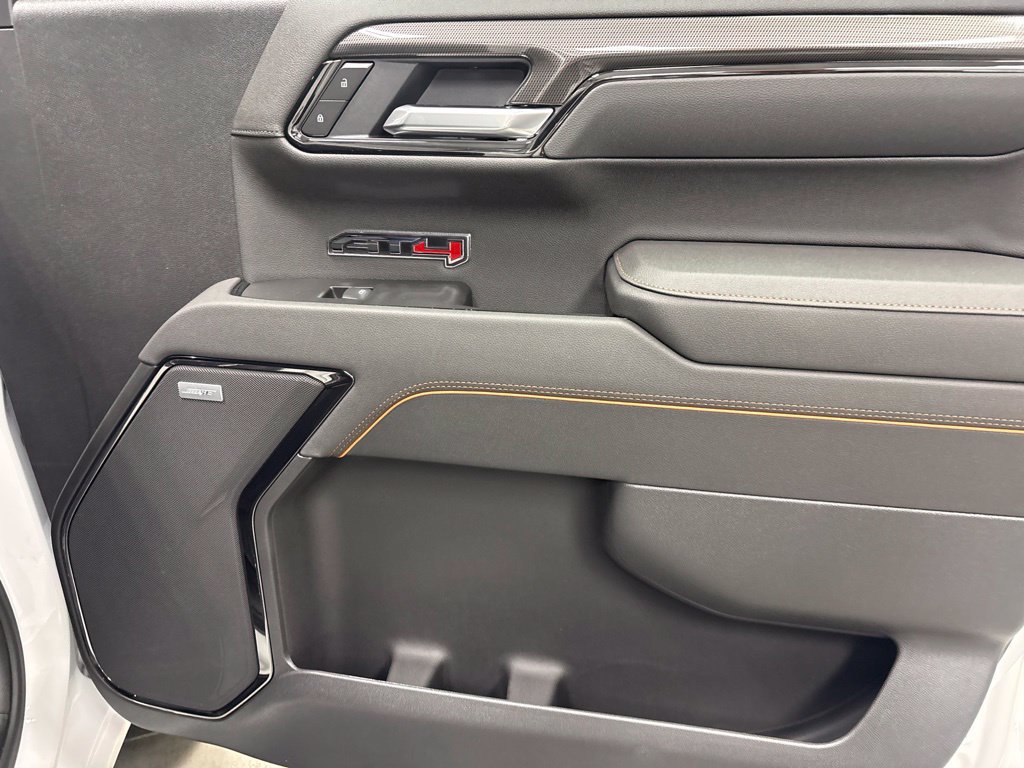 New 2026 GMC Sierra 1500 AT4 w/ AT4 Premium Package AWD/4WD image 8