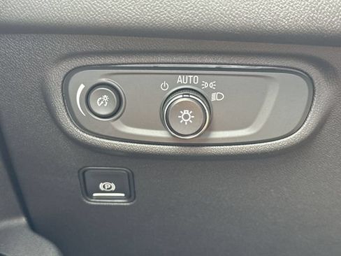 Used 2019 GMC Terrain SLE FWD image 35
