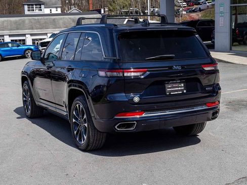 Used 2022 Jeep Grand Cherokee Overland AWD/4WD image 6