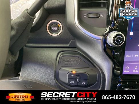 Used 2025 RAM 2500 Big Horn AWD/4WD image 16
