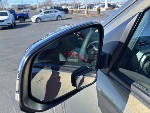 Used 2025 Toyota Tacoma Limited image 13