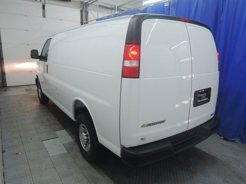 New 2026 Chevrolet Express 2500 Work Van w/ Driver Convenience Package image 7